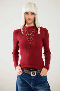 Q2 Women's Sweater Fitted Ribbed Sweater In Maroon With Silver Thread Detail