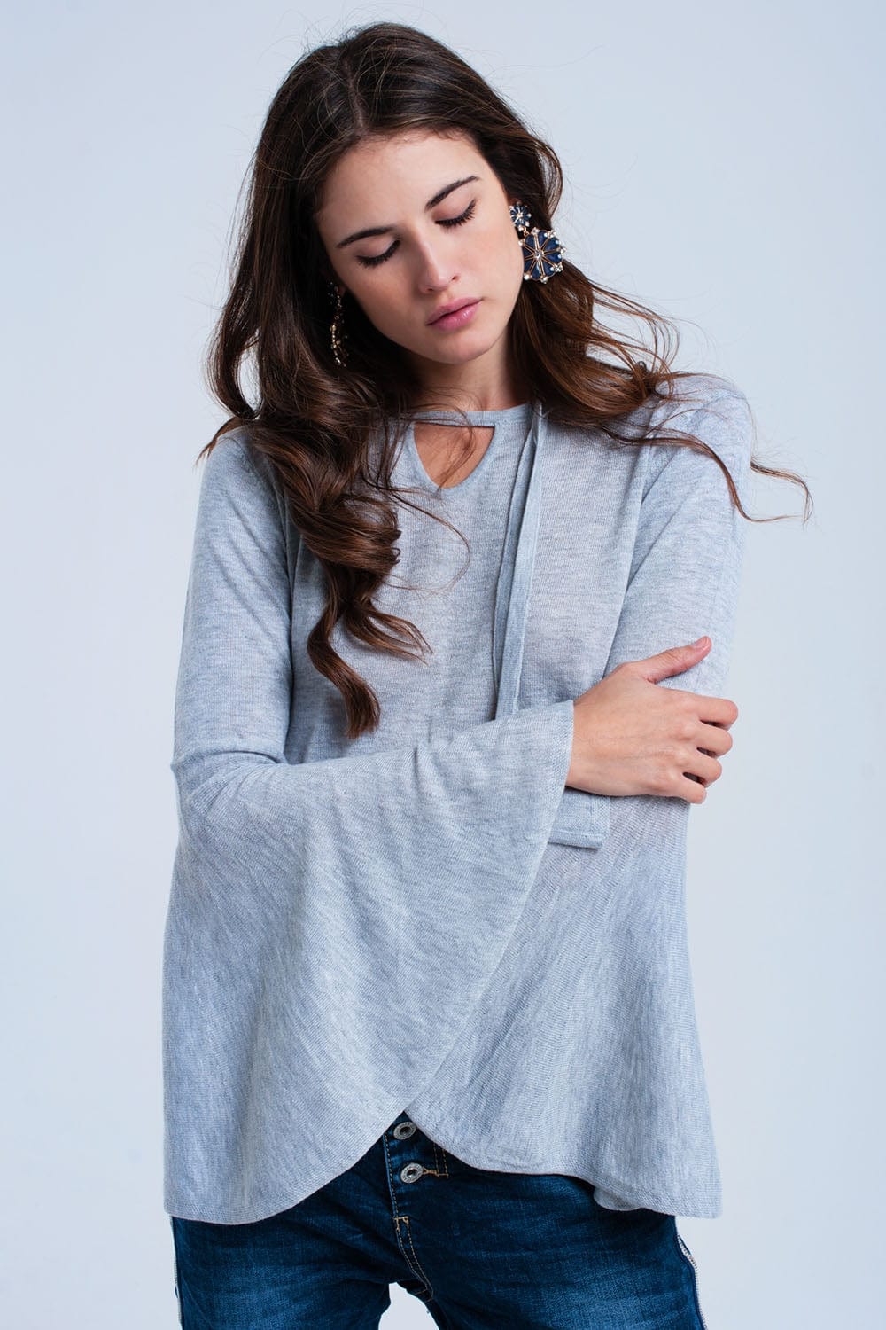 Q2 Women's Sweater Gray sweater with bell sleeves