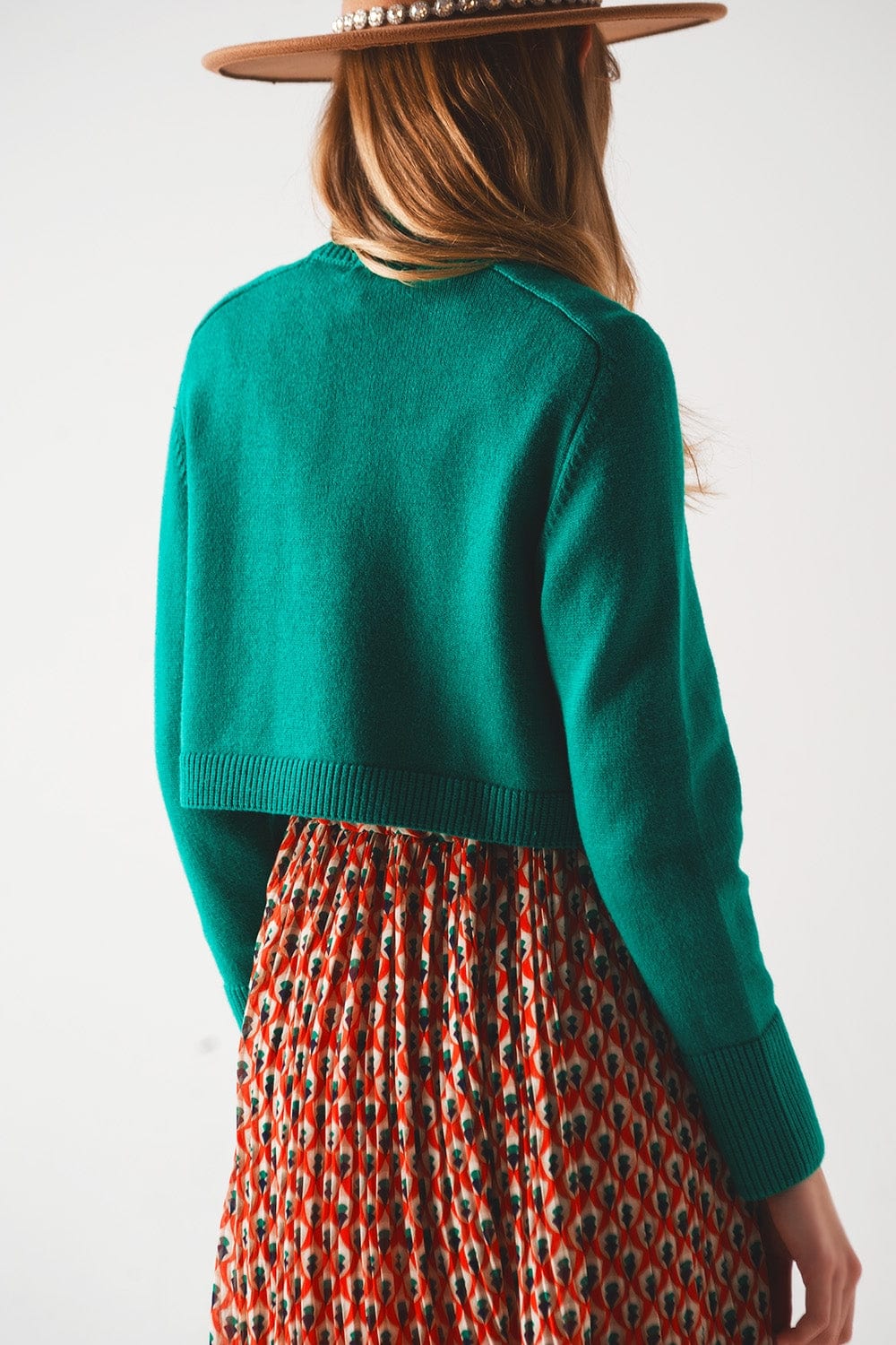 Q2 Women's Sweater High Neck Cropped Jumper in Green