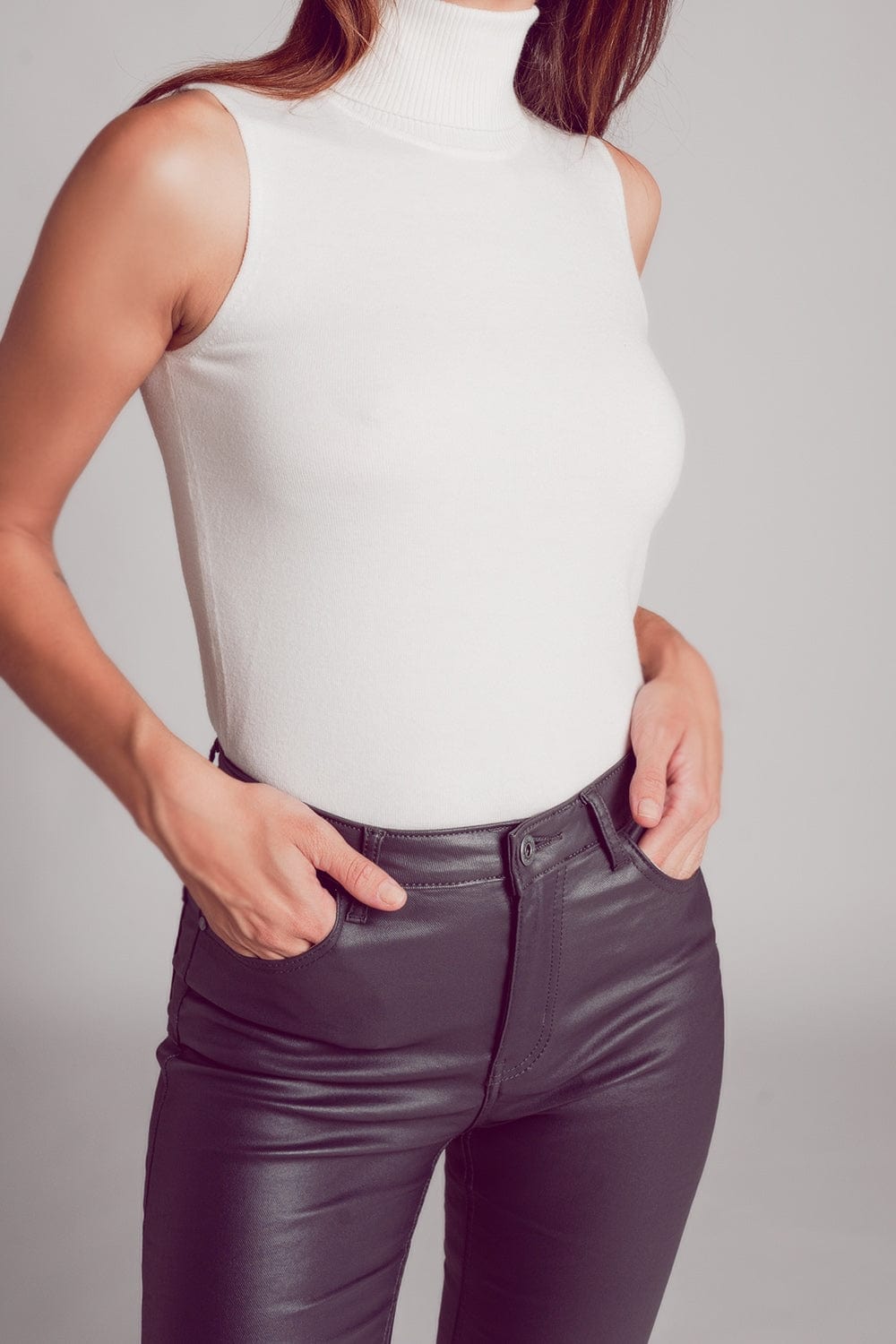 Q2 Women's Sweater Knitted Tank Jumper in Cream