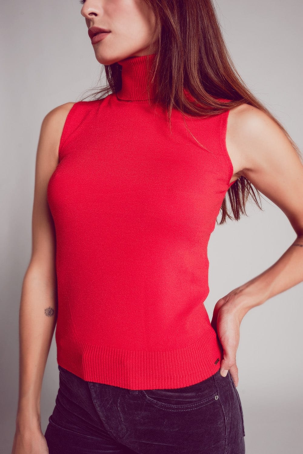 Q2 Women's Sweater Knitted Tank Jumper in Red