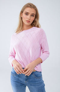 Q2 Women's Sweater Light Pink Sweater In Argyle Print With Boat Neck