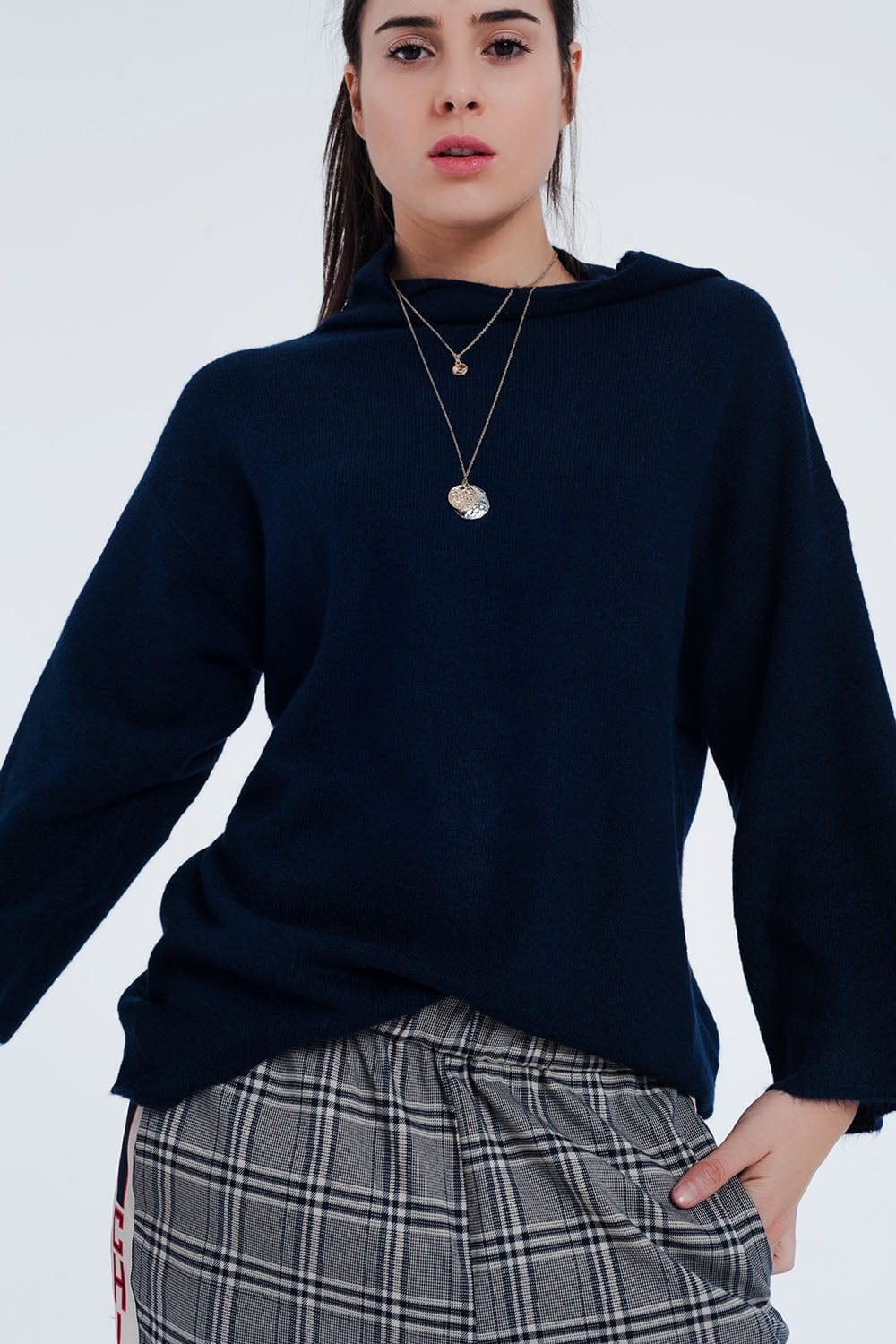 Q2 Women's Sweater Navy Blue Sweater with Wide Sleeves