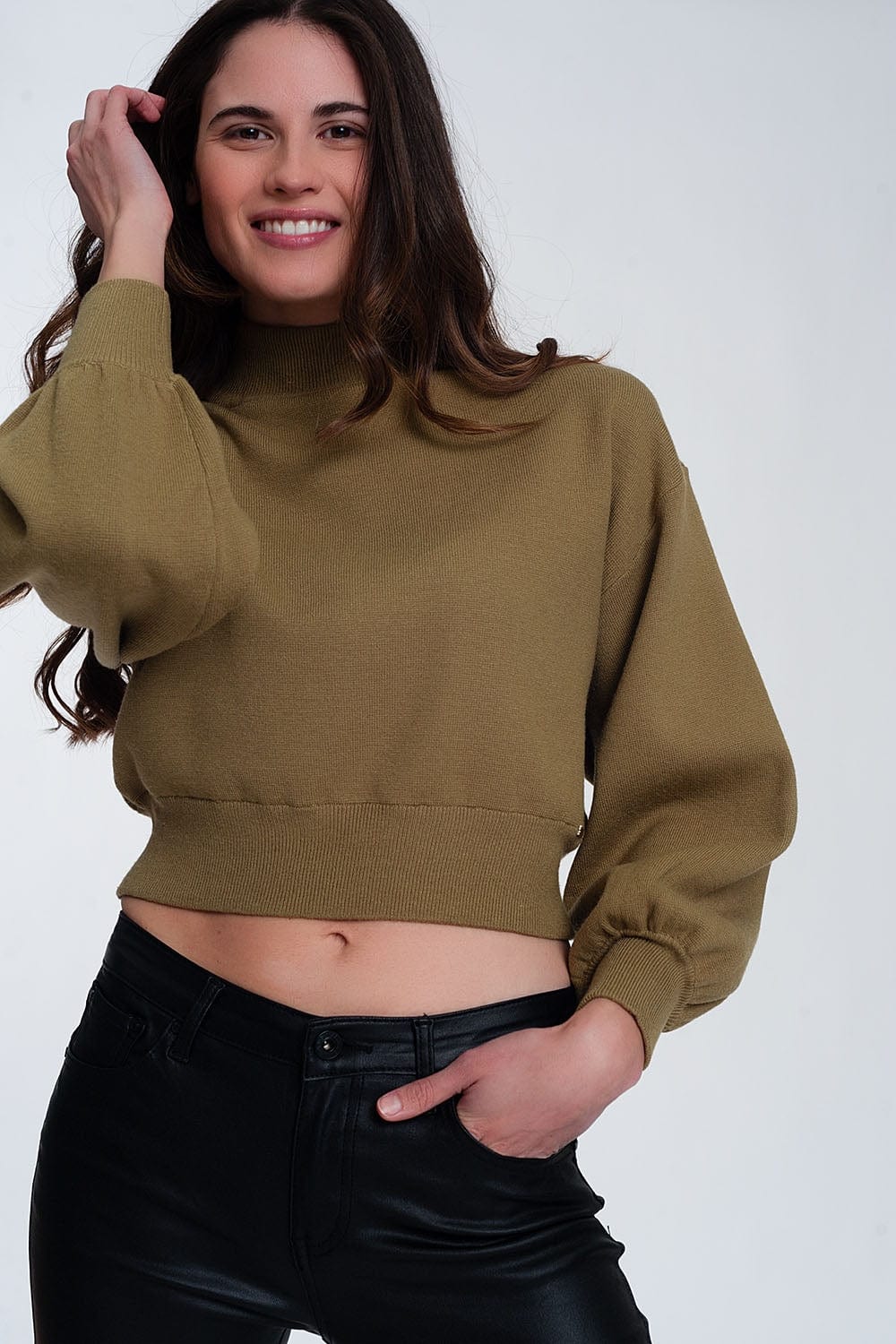 Q2 Women's Sweater Neck Crop Jumper in Green