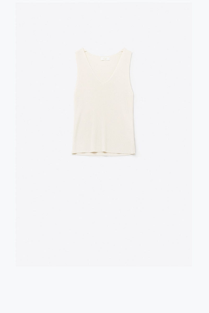 Q2 Women's Sweater One Size / Beige Beige Sleeveless Fine Knitted Top With V-Neck