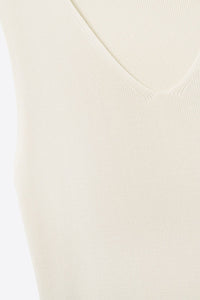 Q2 Women's Sweater One Size / Beige Beige Sleeveless Fine Knitted Top With V-Neck