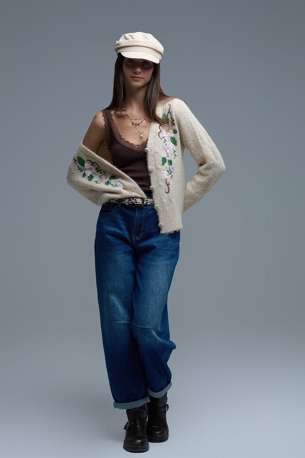 Q2 Women's Sweater One Size / Beige Cable Knit Beige Cardigan With Embroidered Flowers