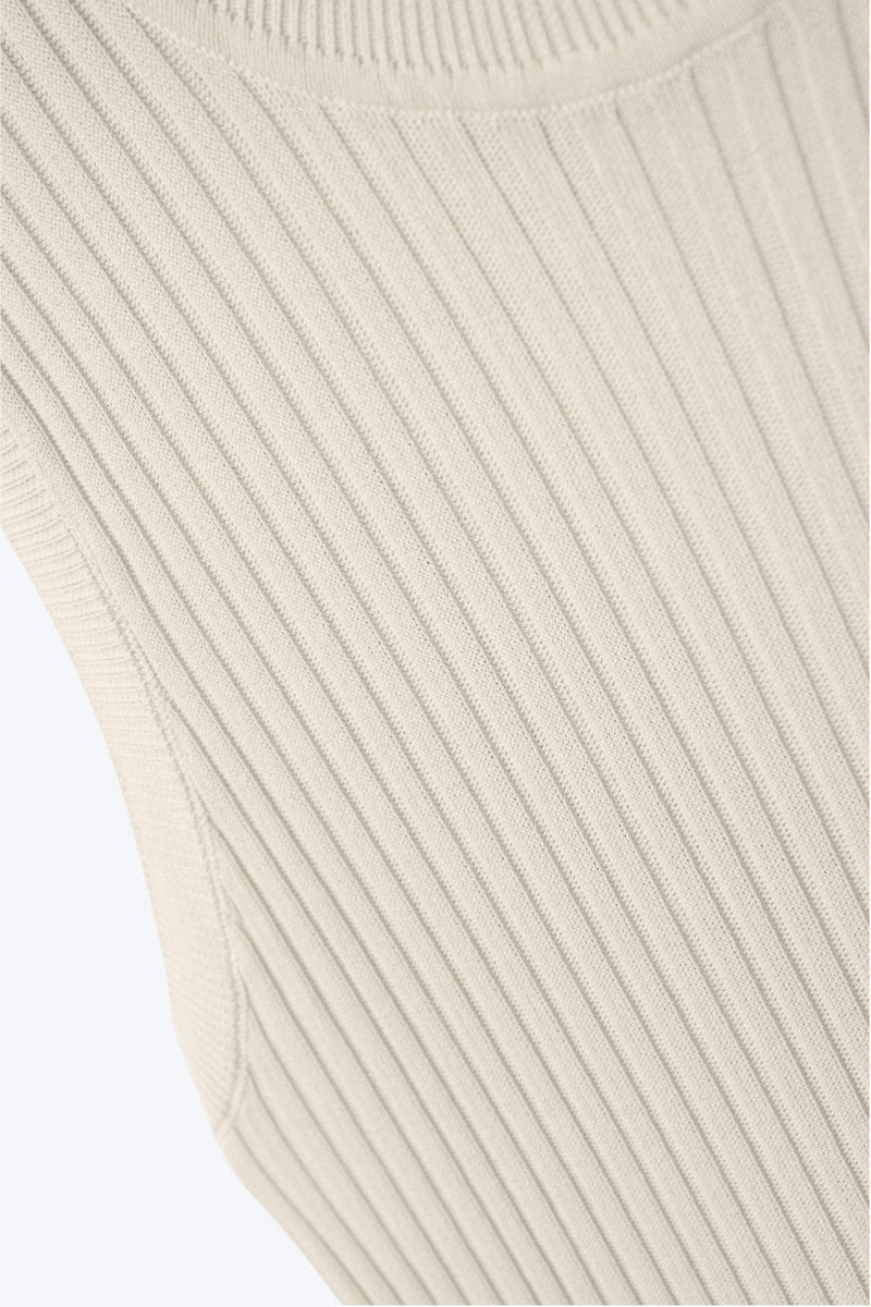 Q2 Women's Sweater One Size / Beige Sleeveless Ribbed Knitted Bodycon Fit Sweater In Beige