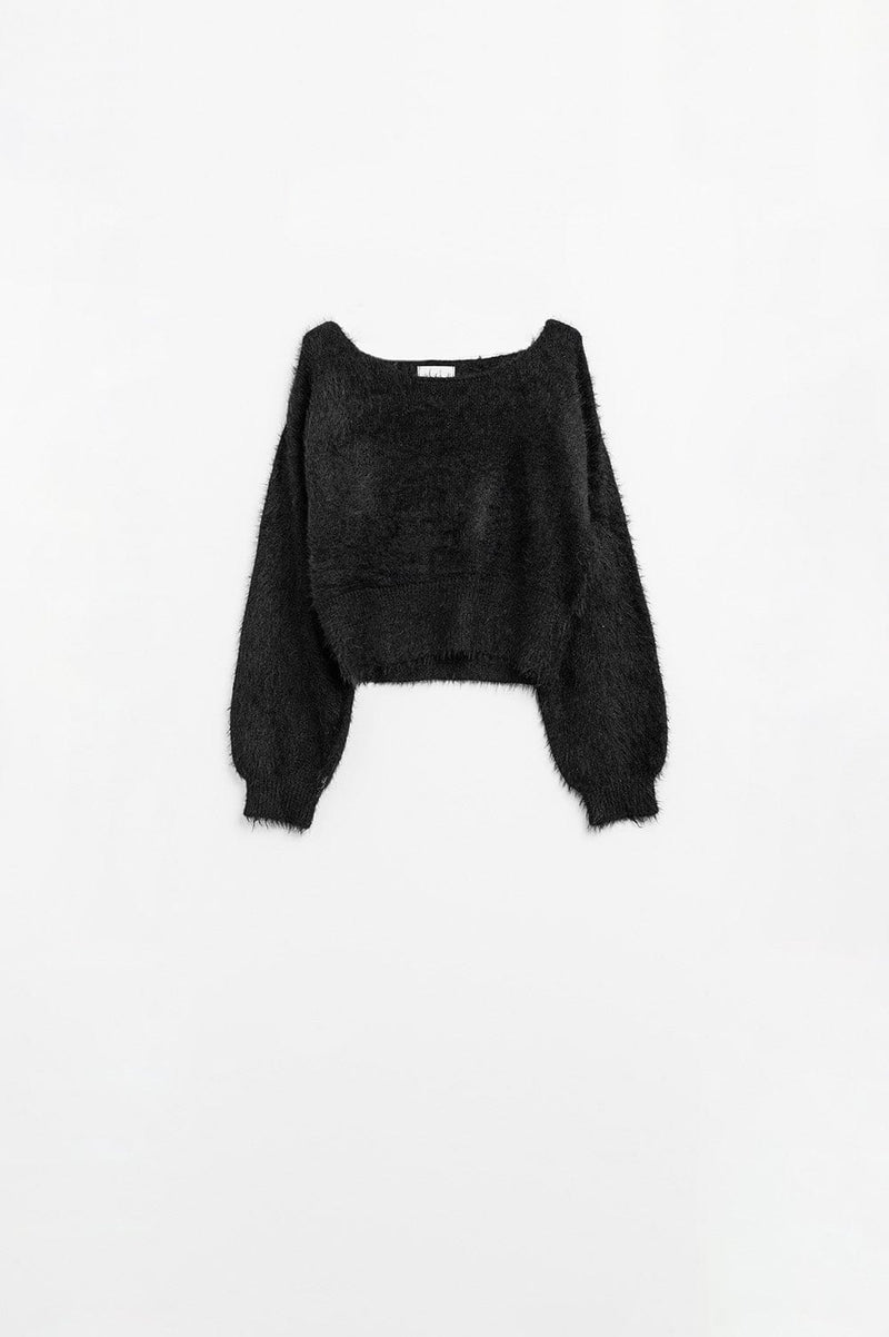 Q2 Women's Sweater One Size / Black Cropped Fluffy Sweater In Black Fitted At The Waist