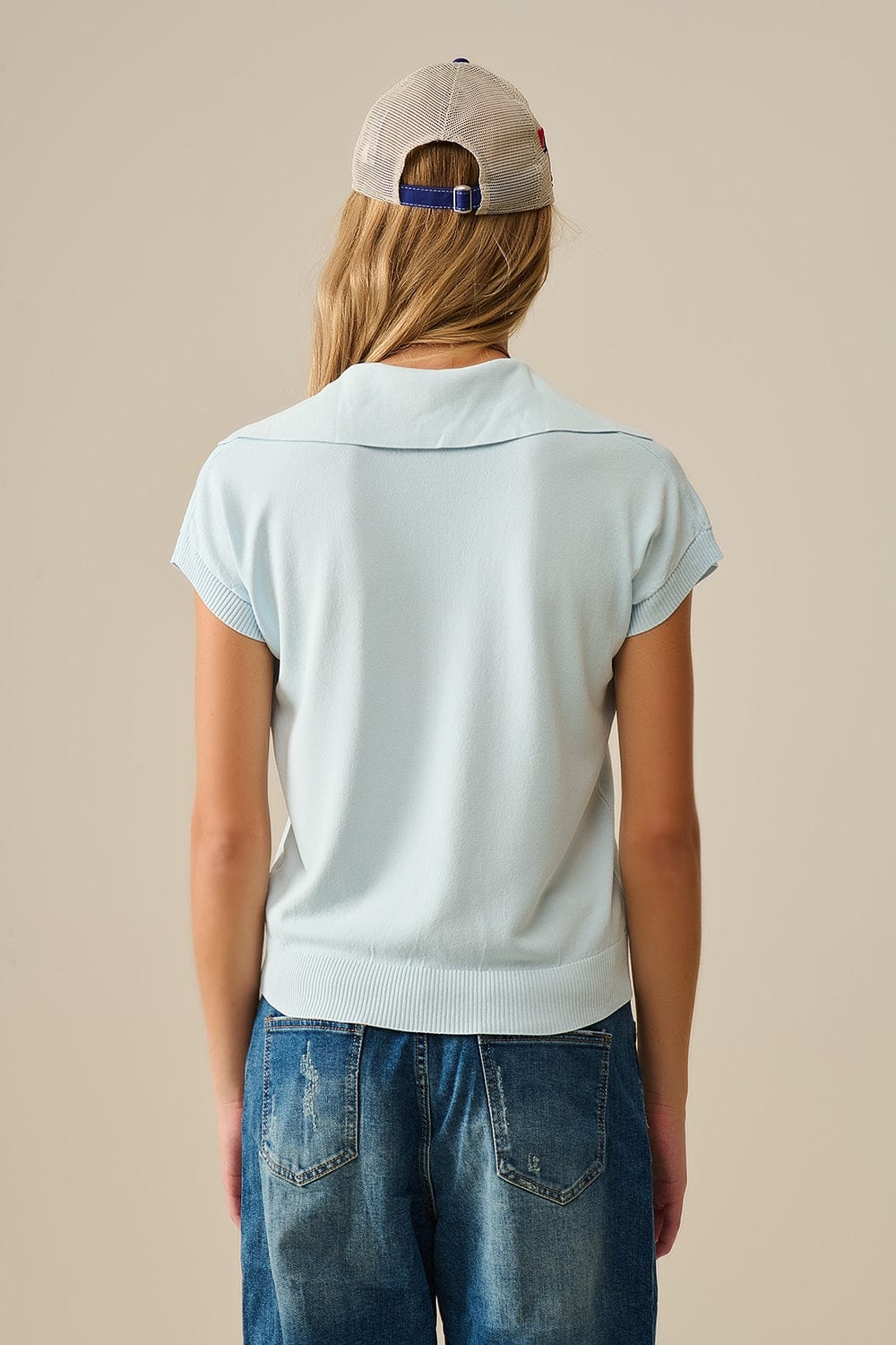 Q2 Women's Sweater One Size / Blue Fine Knit Polo-Style Short Sleeve Top In Baby Blue