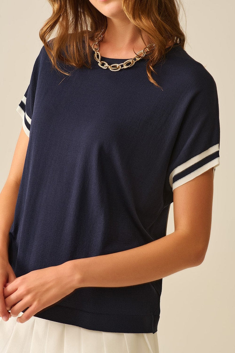 Q2 Women's Sweater One Size / Blue Relaxed Sweater In Navy With White Contrast Detail