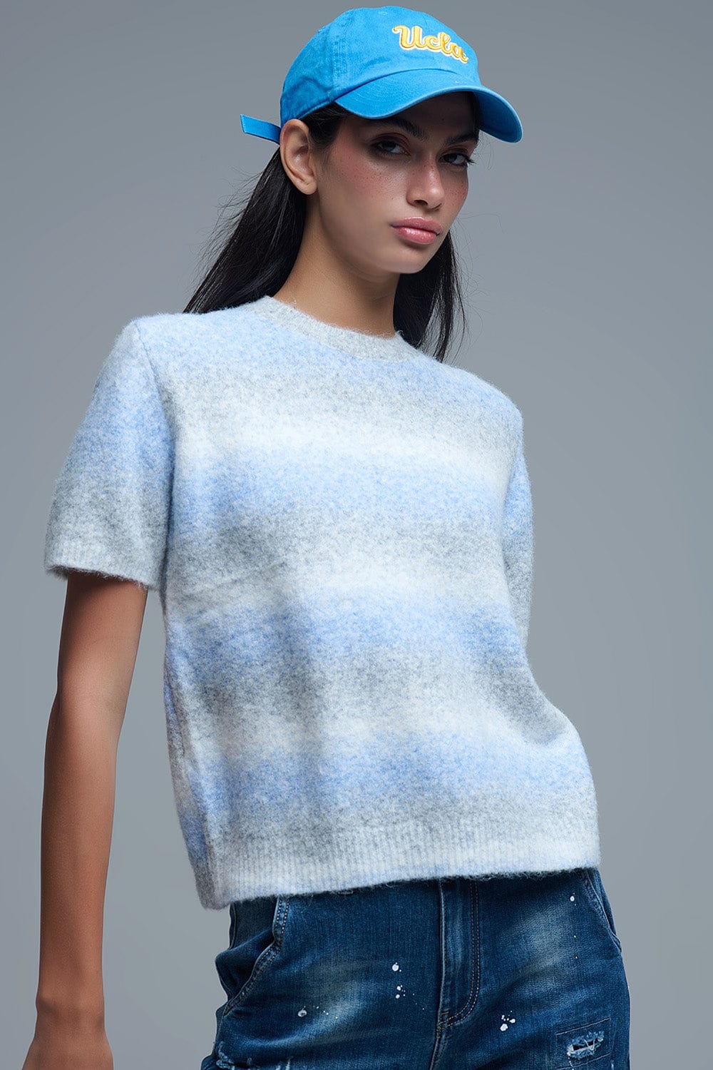 Q2 Women's Sweater One Size / Blue Short Sleeve Ombré Striped Sweater In Blue