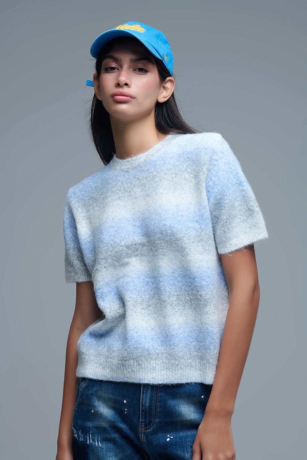 Q2 Women's Sweater One Size / Blue Short Sleeve Ombré Striped Sweater In Blue