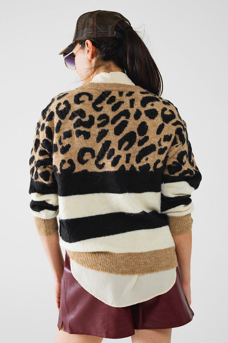 Q2 Women's Sweater One Size / Brown Stylish Knitted Panther Print Sweater With Black And White Stripes