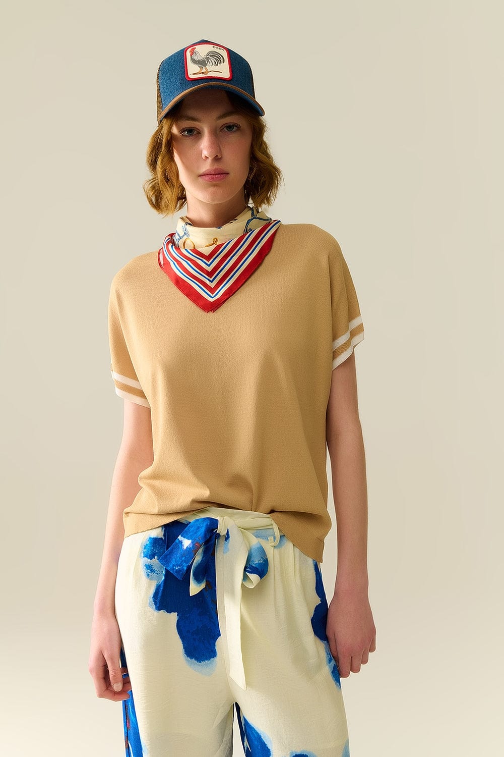 Q2 Women's Sweater One Size / Brown Sweater In Camel With White Contrast Detail
