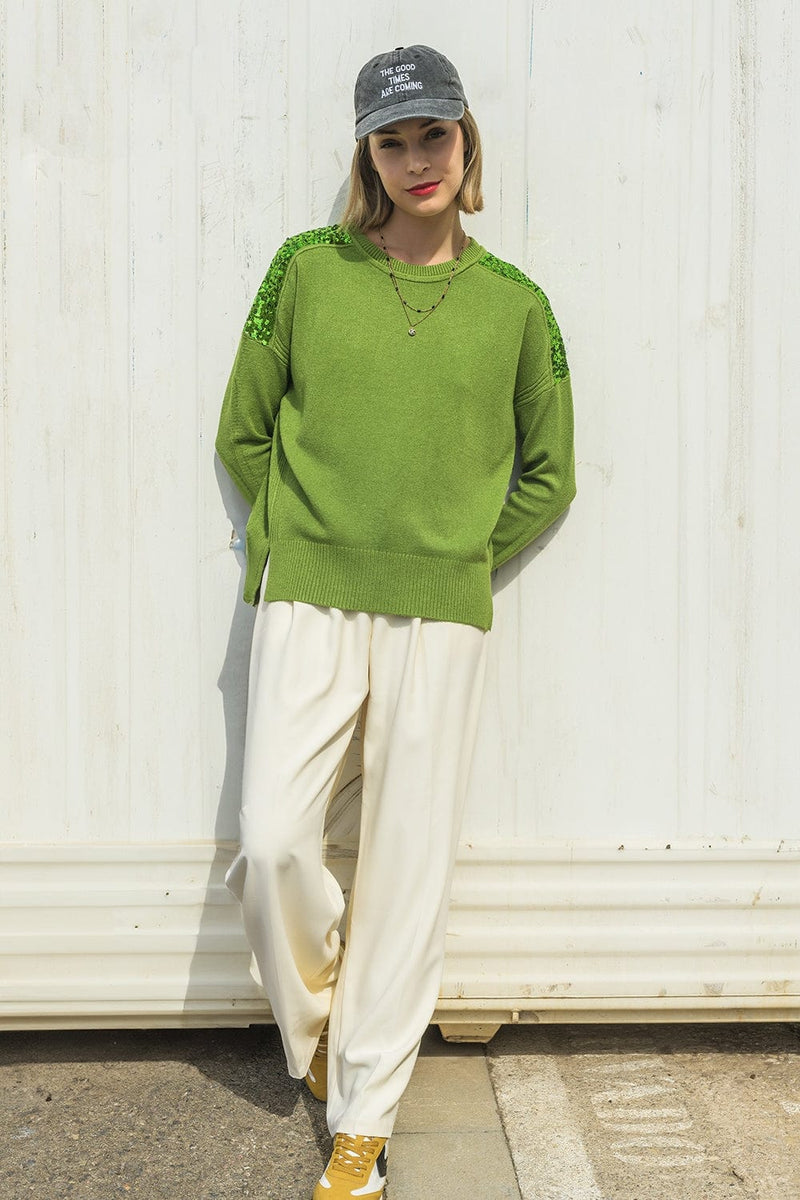 Q2 Women's Sweater One Size / Green Green Long Sleeves Sweater With Sequins On The Shoulders
