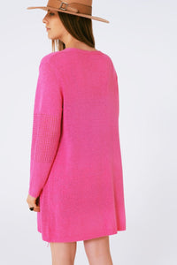 Q2 Women's Sweater One Size / Pink Midi Crochet Drawstring Cardigan In Pink