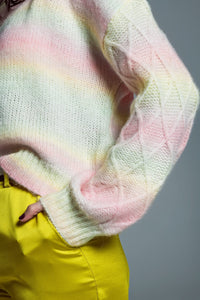 Q2 Women's Sweater One Size / Pink Relaxed Sweater With Ombre Print In Shades Of Pastel And Argyle Print At The Sleeves