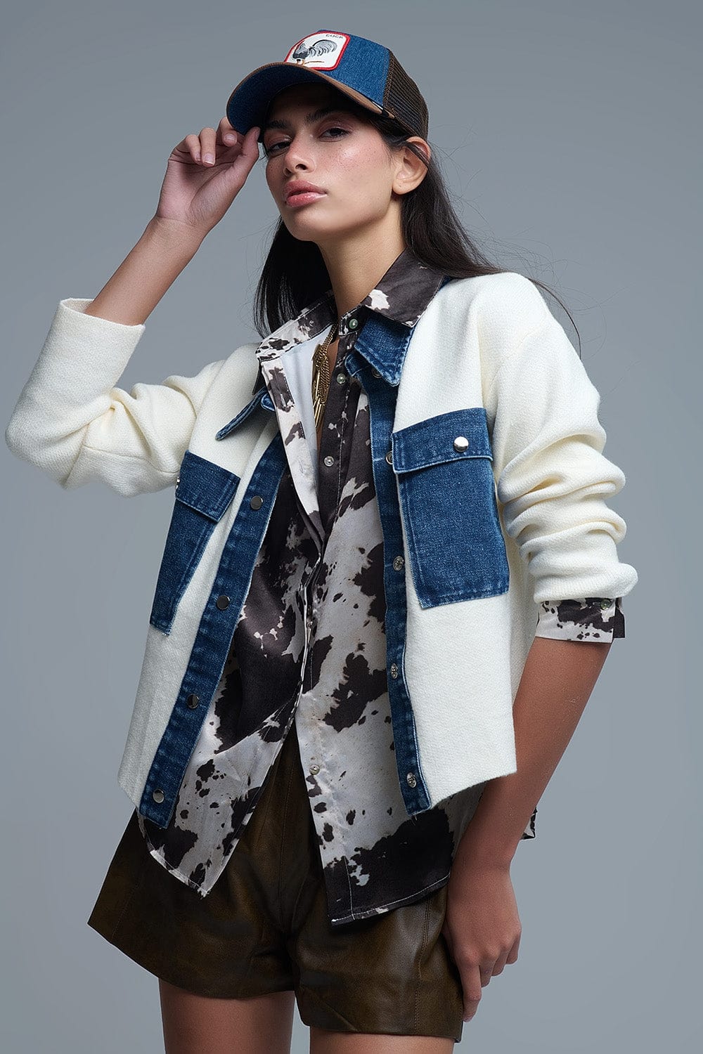 Q2 Women's Sweater One Size / White Cream Knitted Cardigan With Blue Denim Details