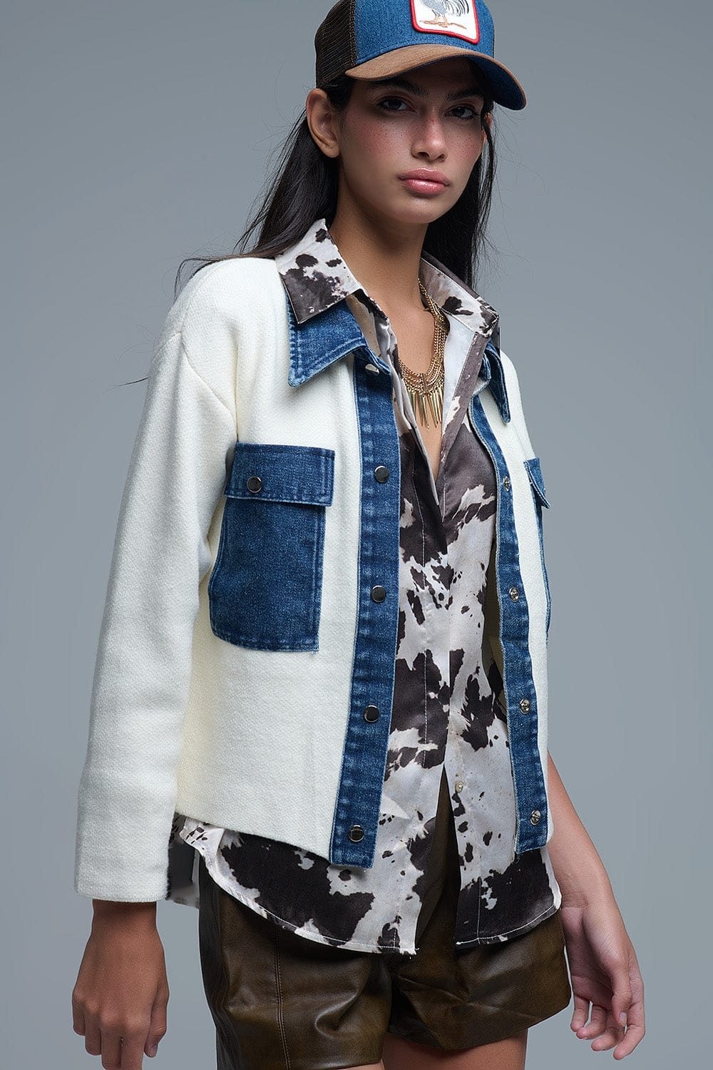 Q2 Women's Sweater One Size / White Cream Knitted Cardigan With Blue Denim Details