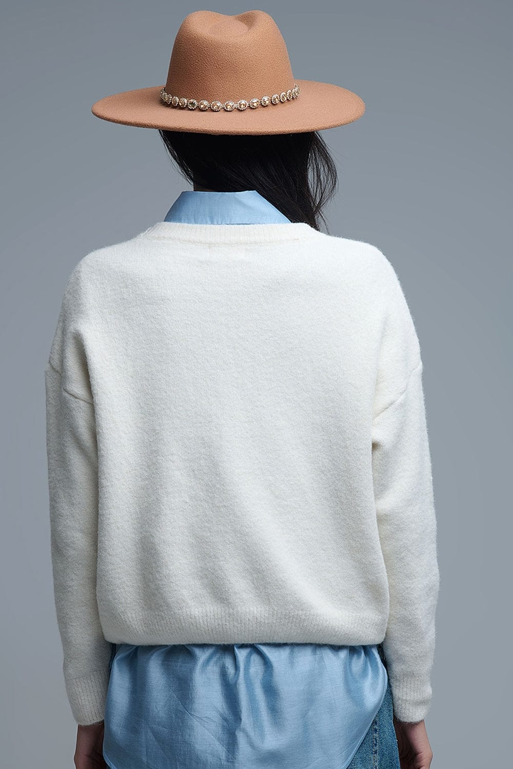 Q2 Women's Sweater One Size / White Cream Round Neck Sweater With Embroidered Nice