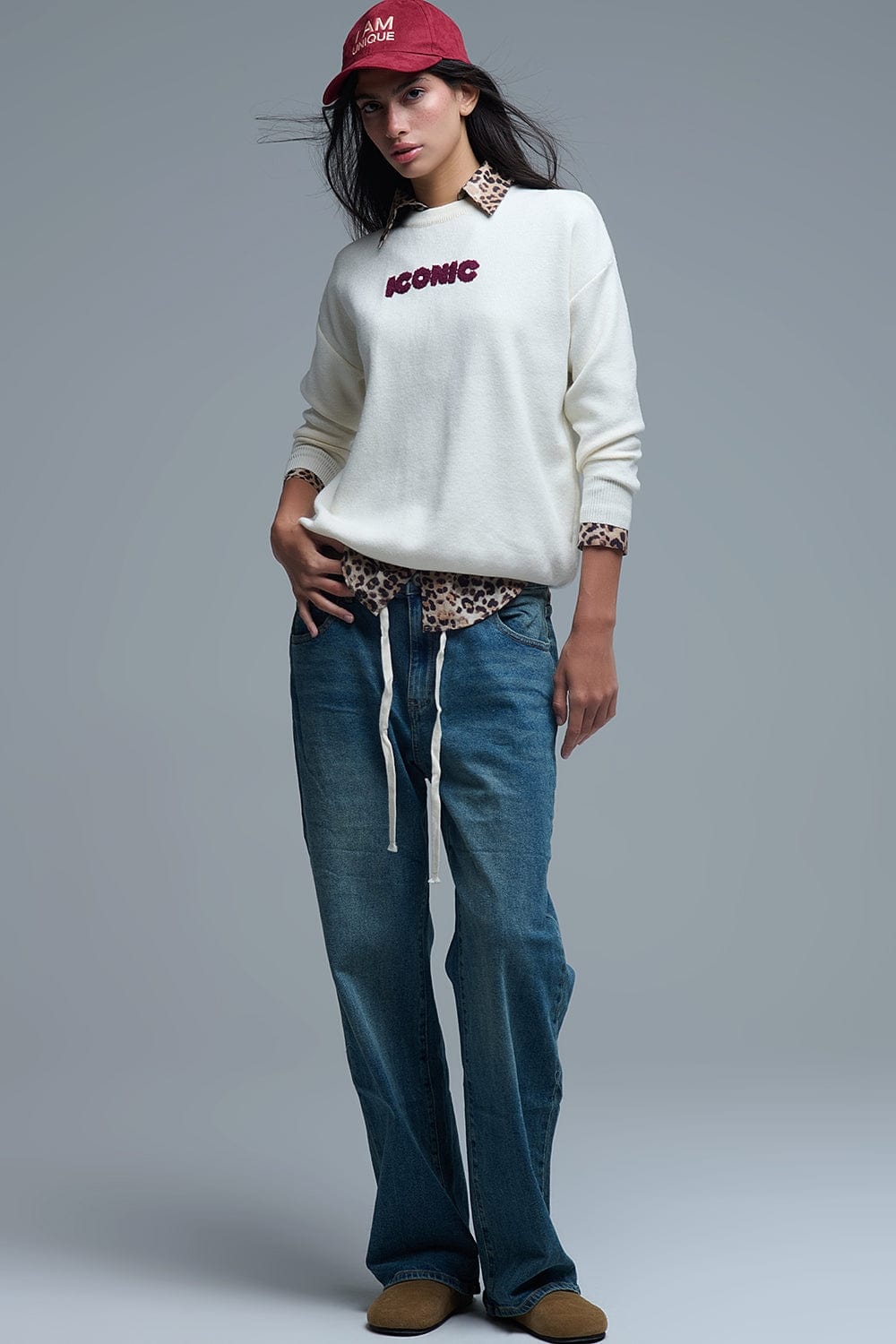 Q2 Women's Sweater One Size / White Embroidered Iconic Sweater With Global Tour Back Print In Cream