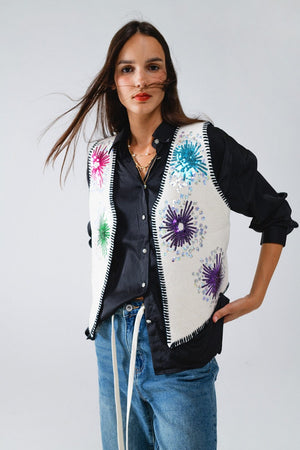 Q2 Women's Sweater One Size / White Firework Embroidered Vest In White With Black Trim