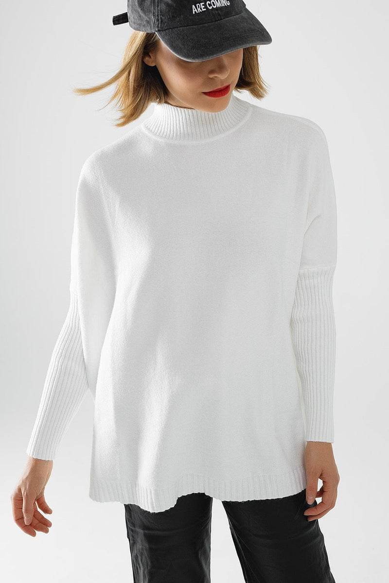 Q2 Women's Sweater One Size / White Oversized Soft Knitted White Sweater With Ribbed Sleeves