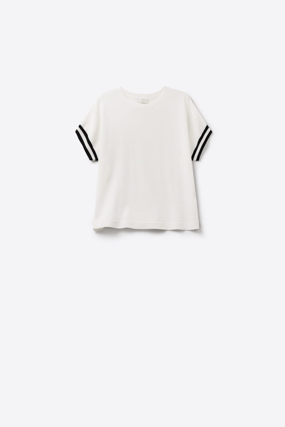 Q2 Women's Sweater One Size / White Relaxed Fit Sweater In White With Black Contrast Detail