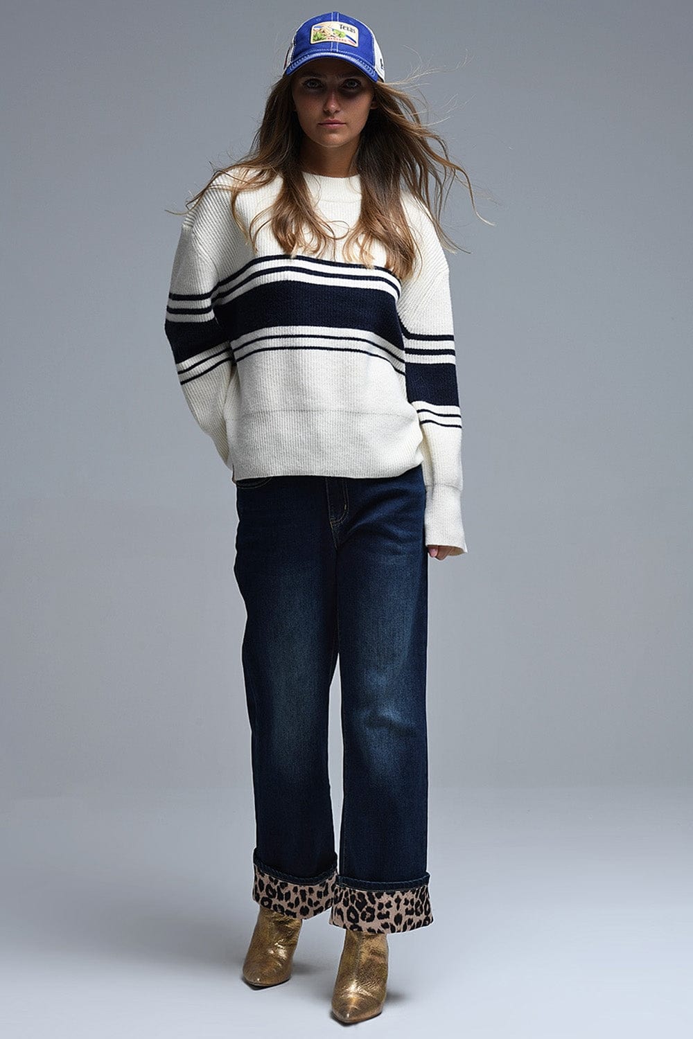 Q2 Women's Sweater One Size / White Ribbed Cream Sweater With Navy Chest Stripes