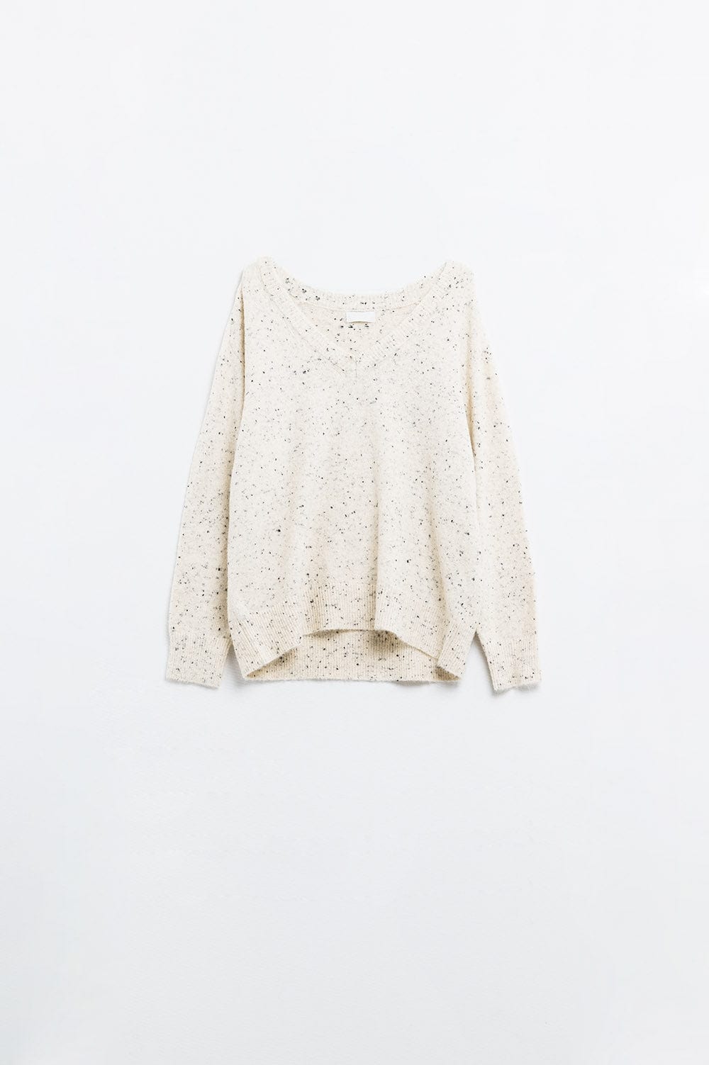 Q2 Women's Sweater One Size / White V-Neck Wide Fit Speckled Sweater In Cream
