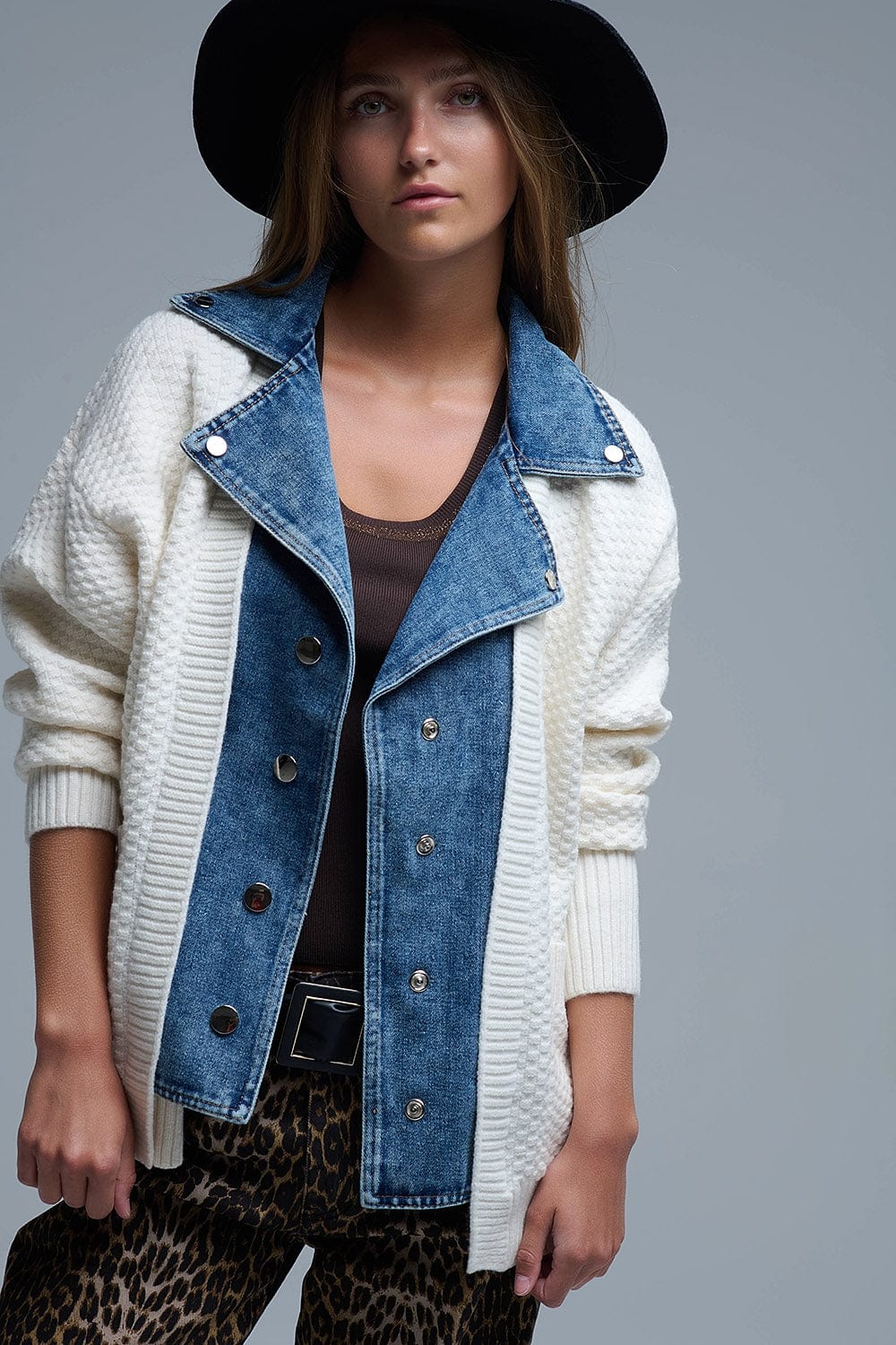 Q2 Women's Sweater One Size / White Waffle Knit Cardigan In White With Blue Chunky Denim Inside