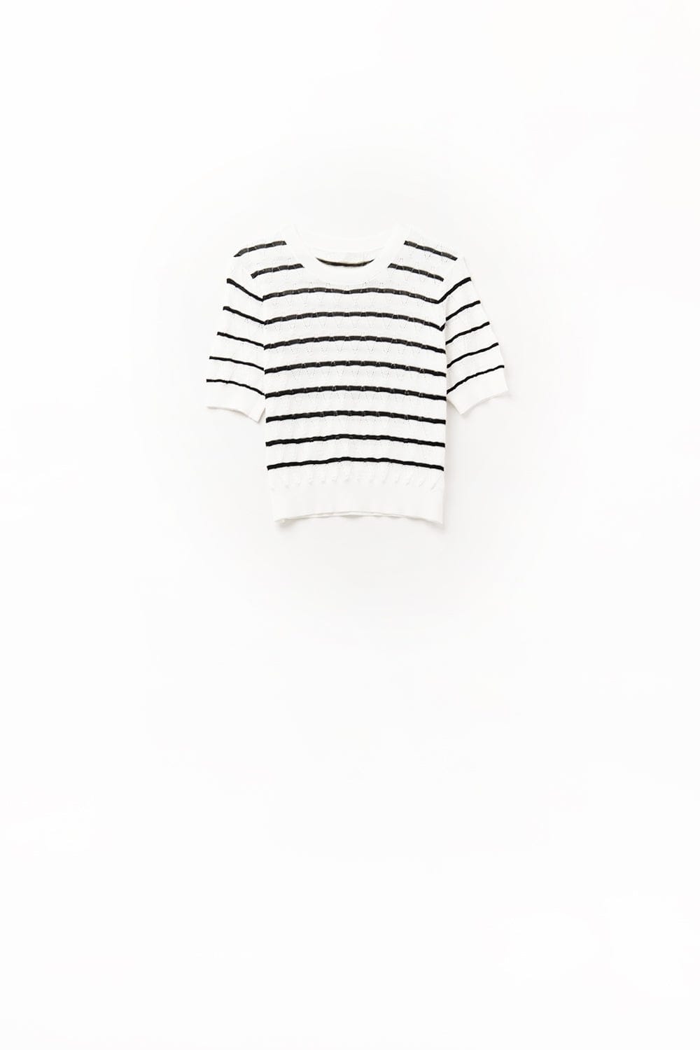 Q2 Women's Sweater One Size / White White Openwork Knit Top With Short Sleeves And Black Stripes