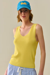 Q2 Women's Sweater One Size / Yellow Yelow Sleeveless Fine Knitted Top With V-Neck
