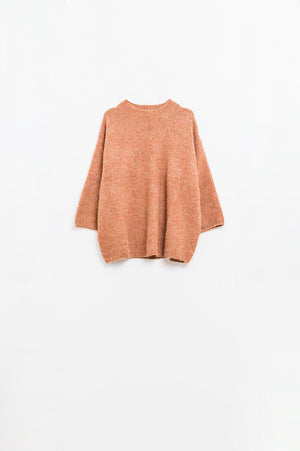 Q2 Women's Sweater Relaxed Sweater With French Sleeve And Crewneck In Camel