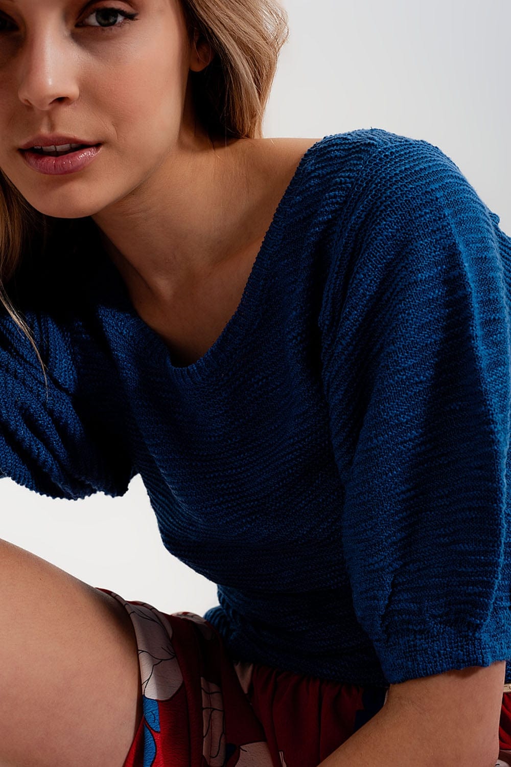 Q2 Women's Sweater Short Sleeve Knitted Top in Blue