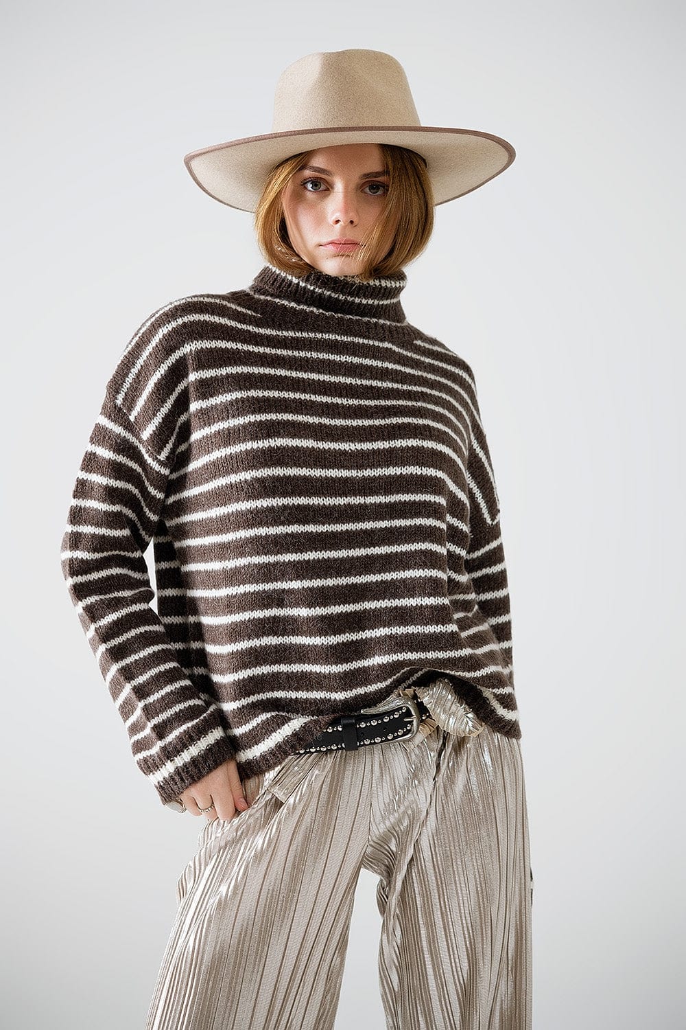 Q2 Women's Sweater Soft Knit Striped Turtleneck Sweater In Brown