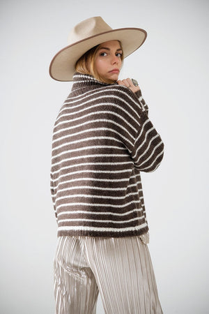 Q2 Women's Sweater Soft Knit Striped Turtleneck Sweater In Brown