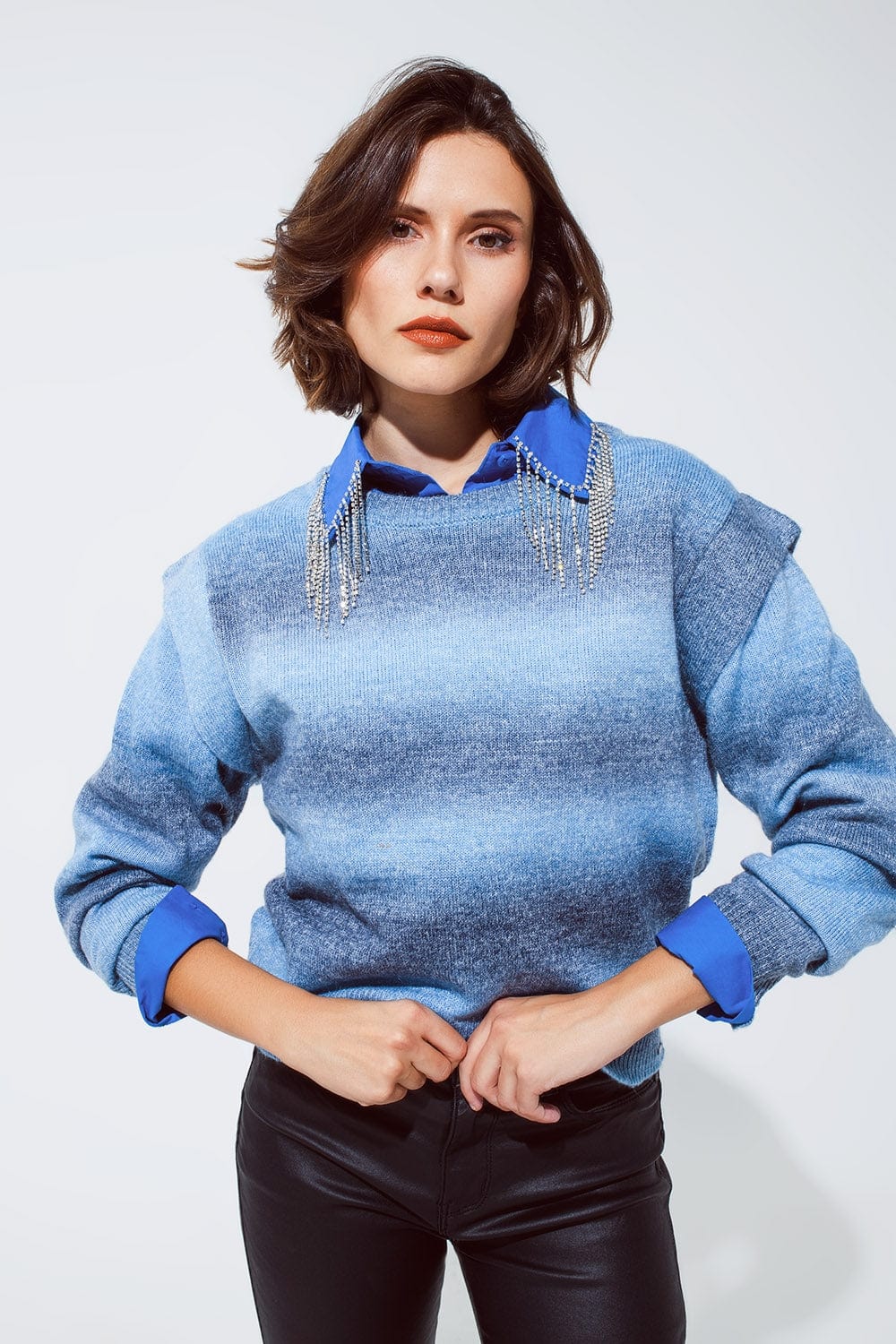 Q2 Women's Sweater Sweater In Ombre Design Blue With Round Neck And Sleeve Details