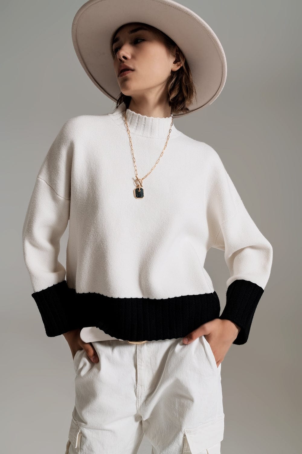 Q2 Women's Sweater White Jumper With Black Ribbed Cuffs And Hem