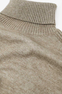 Q2 Women's Sweater Wide Beige Sweater With Ribbed Sleeves