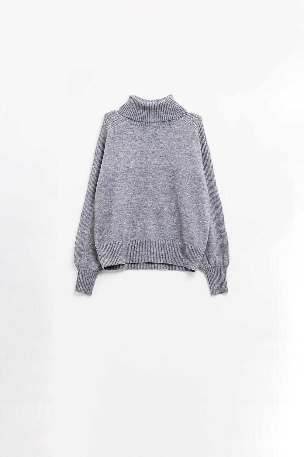 Q2 Women's Sweater Wide Grey Sweater With Ribbed Sleeves