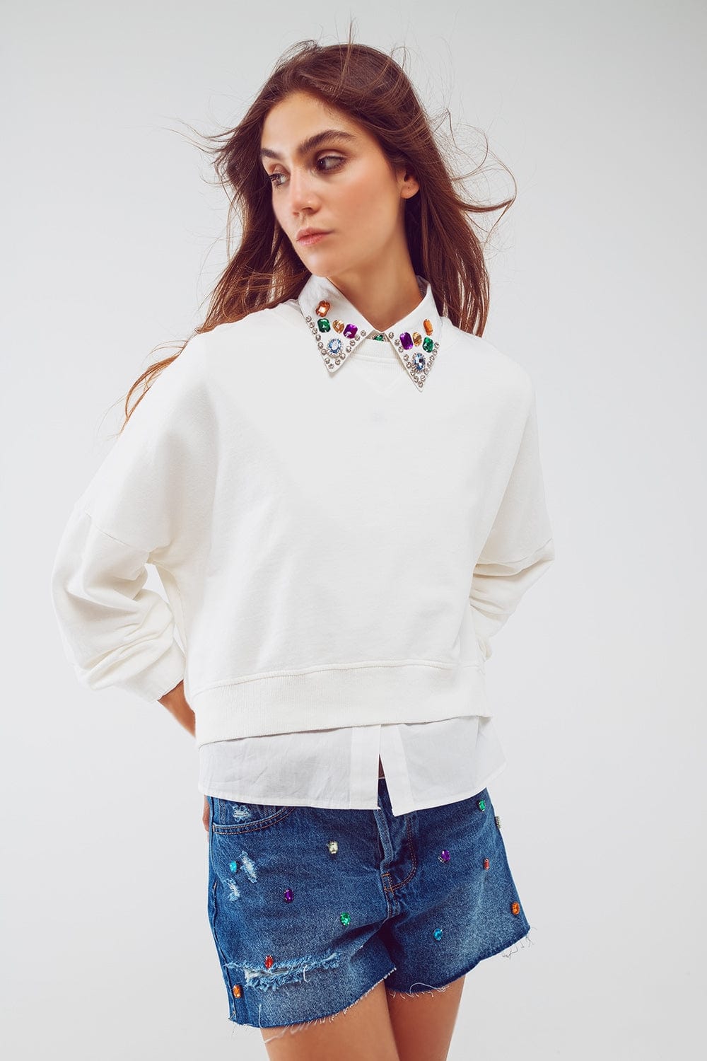 Q2 Women's Sweatshirt One Size / White Basic Sweatshirt In White
