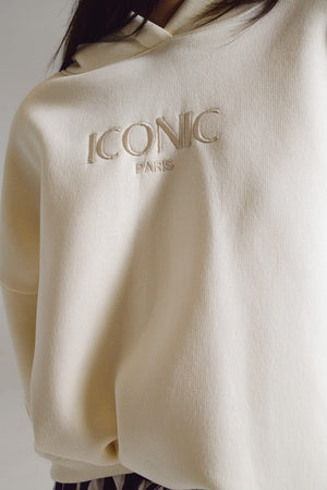 Q2 Women's Sweatshirt One Size / White Iconic Oversized Hoodie In White