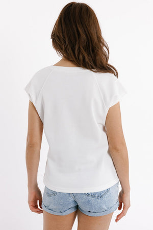 Q2 Women's Tees & Tanks Crew Neck T-Shirt With Love Logo On Chest In White Piqué Point