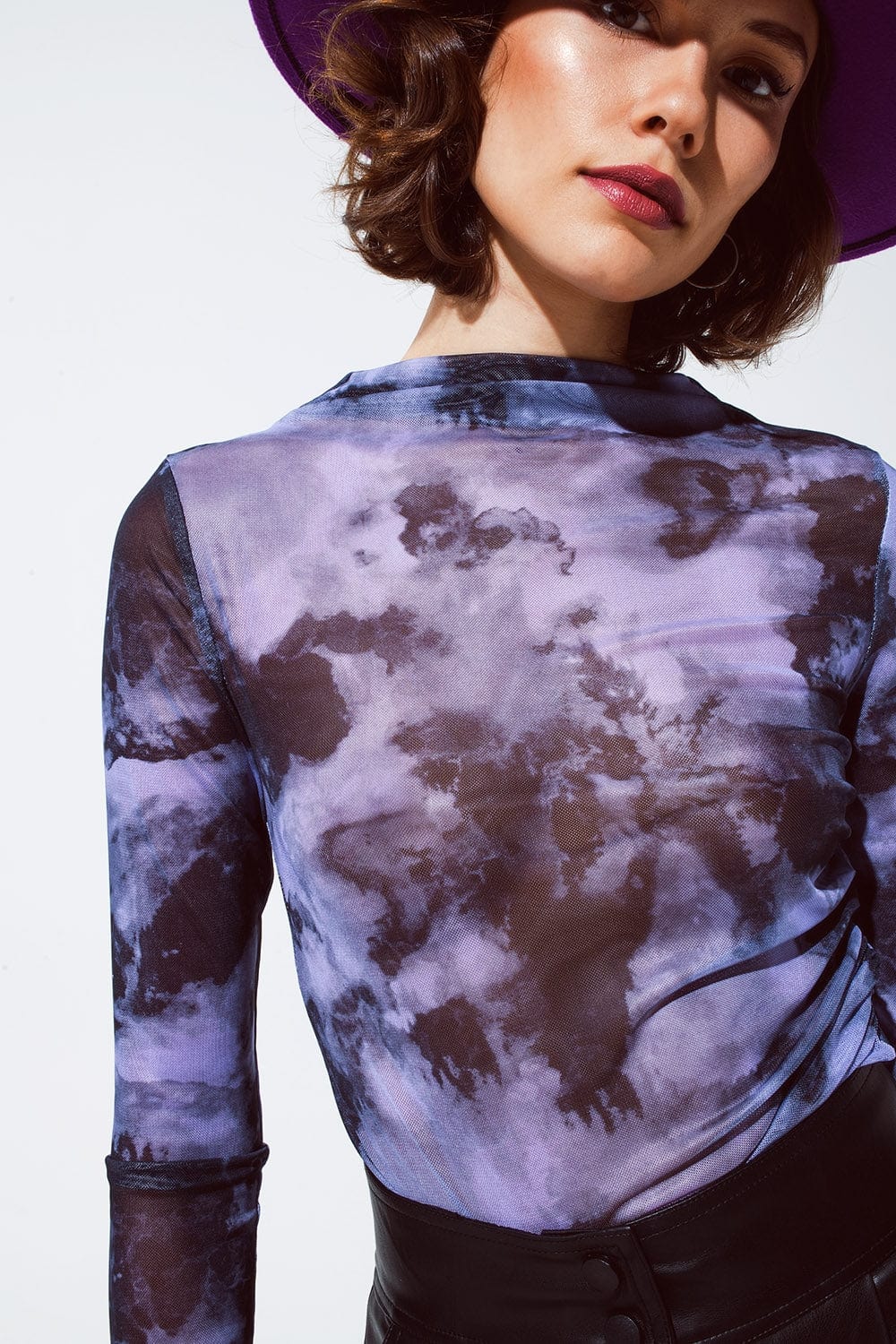 Q2 Women's Tees & Tanks Mesh Top Rouched At The Side In Abstract Purple Print