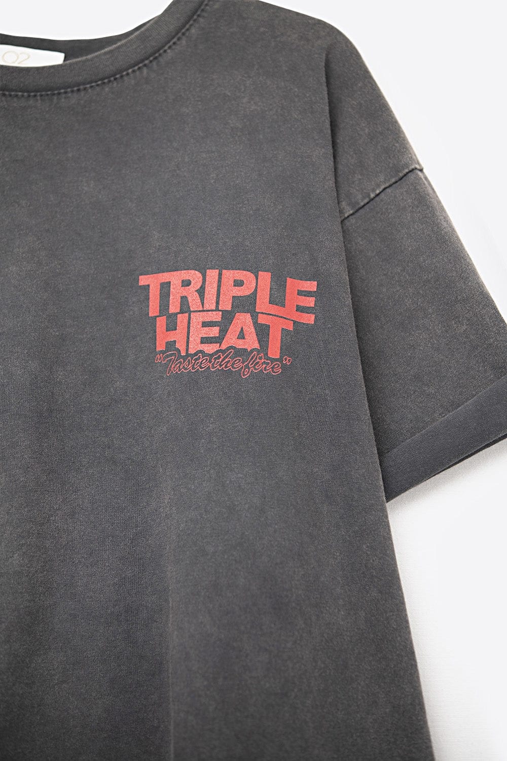 Q2 Women's Tees & Tanks One Size / Black Black Wash Fabric Short Sleeve Triple Heat Logo T-Shirt