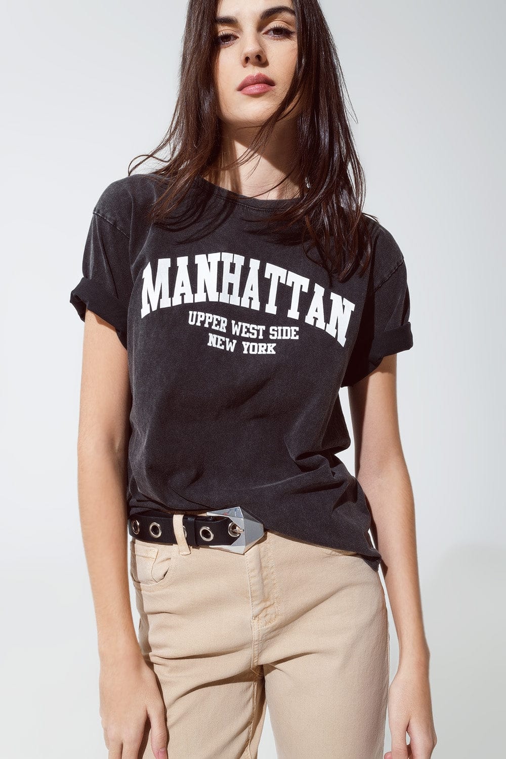 Q2 Women's Tees & Tanks One Size / Black Short Sleeve T-Shirt With Graphic Text Manhattan In The Front In Vintage Black
