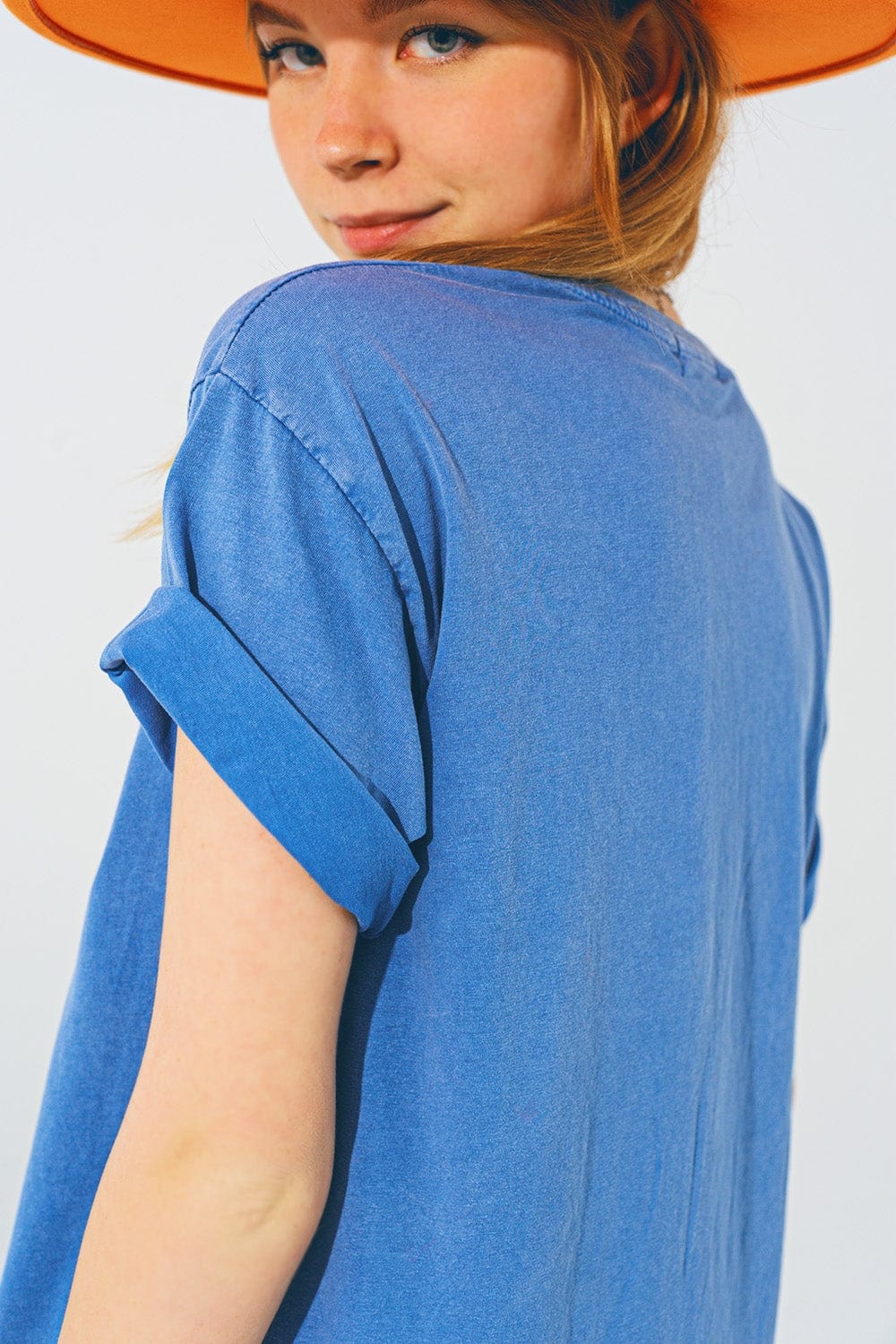 Q2 Women's Tees & Tanks One Size / Blue / China T-Shirt with Vintage 18 Text in Blue
