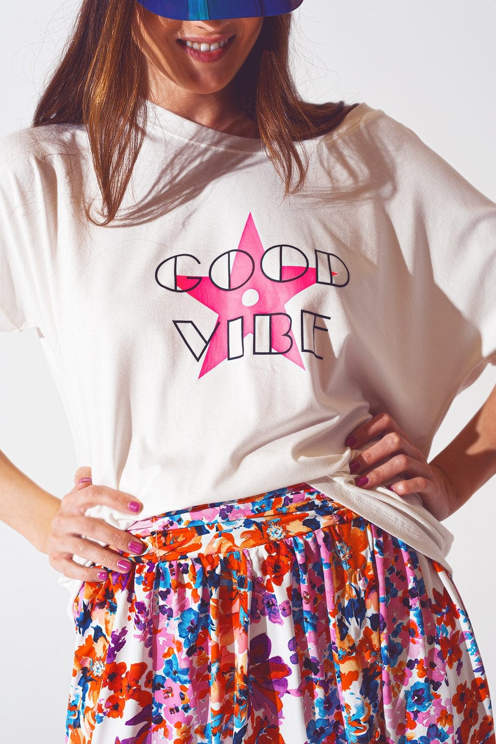 Q2 Women's Tees & Tanks One Size / Fuchsia Boat Neack T-Shirt With Good Vibe Text In White And Pink